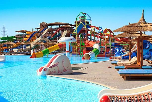 Harga Tiket Masuk Jembar Waterpark Majalengka, Foto: Unsplash.