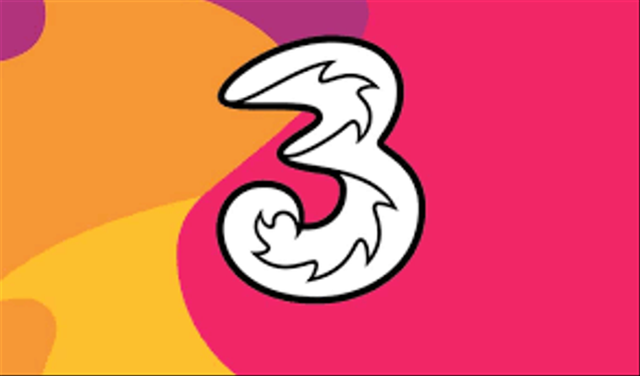 Logo Tri. Foto: Dokumentasi 3