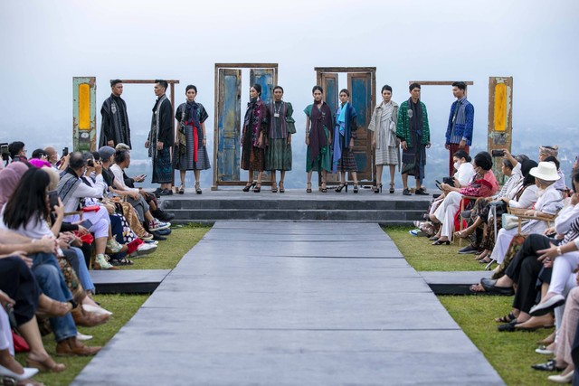 Koleksi Indonesian Culture dari fashion show Phillip Iswardono Love Loyalty Dedication. Foto: dok. Phillip Iswardono