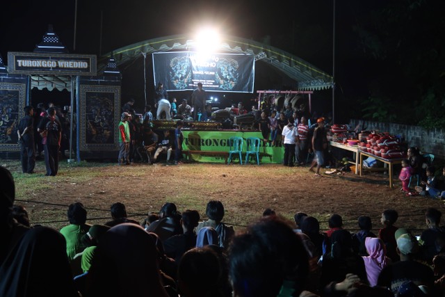 Bersih Desa Lingkungan Tangkil, Kelurahan Tangkil, Kecamatan Wlingi, Kabupaten Blitar