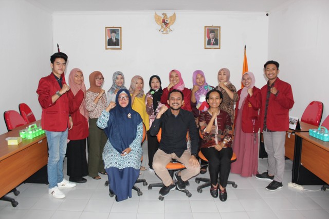 Sesi Foto Bersama dengan Bawaslu dan GPM Gunung Kidul (24/06)