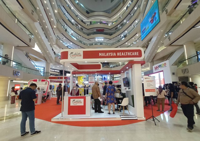 Malaysia Healthcare Expo (MHE) 2022 yang digelar di Atrium Tunjungan Plaza (TP) 3 Surabaya. Foto-foto: Masruroh/Basra