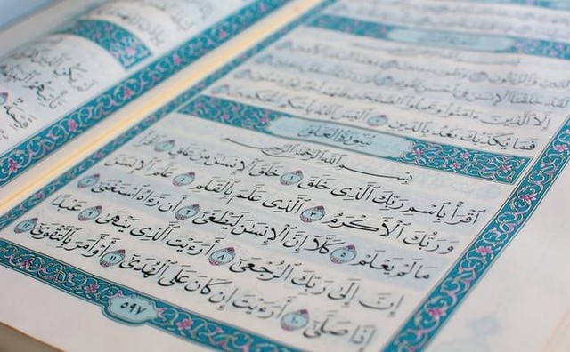 Ilustrasi Keajaiban Al Quran. Foto. dok. Adli Wahid (Unsplash.com)
