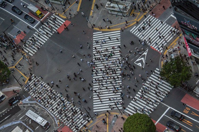 Shibuya Crossing terlihat dari atap Shibuya Sky. Foto: Ahmad Ariska/acehkini