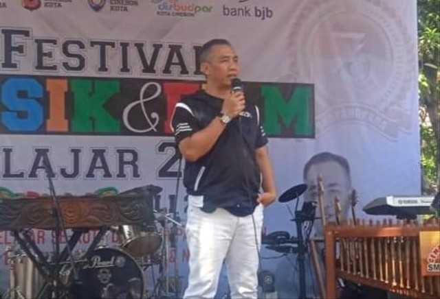 Kepala Disbudpar Kota Cirebon Agus Sukmanjaya.(Juan)