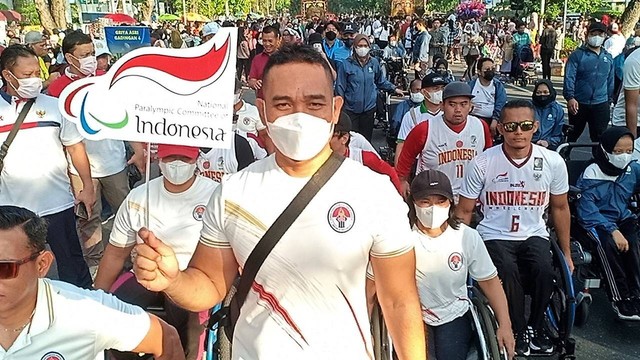 Atlet difabel mengikuti launching logo dan maskot ASEAN Para Games 2022 di CFD Solo. FOTO: Agung Santoso