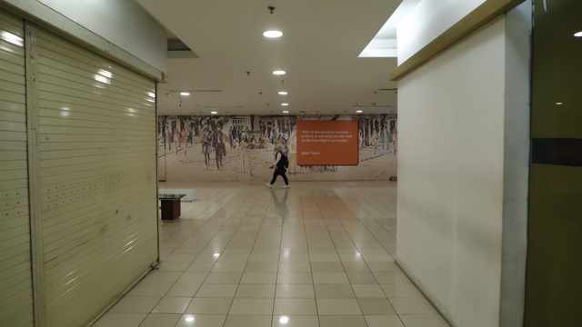 Suasana di Plaza Semanggi, Jakarta Selatan, Minggu (3/7/2022). Foto: Iqbal Firdaus/kumparan