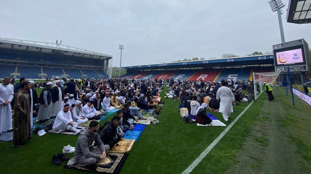 Stadion Blackburn Rovers ketika Idul Fitri. Foto: Dok. Blackburn Rovers