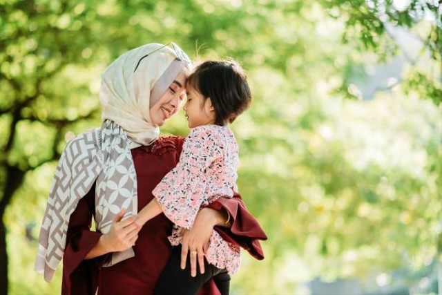 Ilustrasi panggilan ibu dalam Islam (Sumber: iStock)