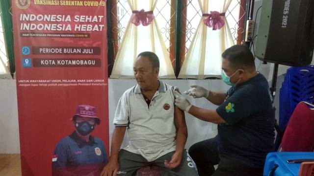 Pelaksanaan vaksinasi booster untuk kelompok rentan yang digelar BIN daerah Sulawesi Utara