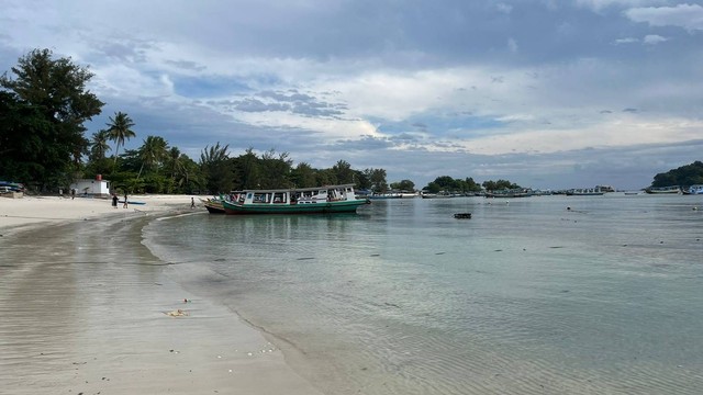 Keindahan pulau di Belitung. Foto: Anggita Aprilyani/kumparan