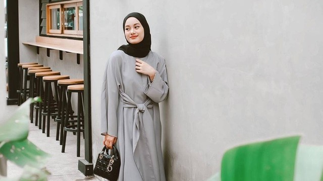 Ilustrasi inspirasi model hijab untuk Idul Adha. Foto: Instagram.com/dindahw