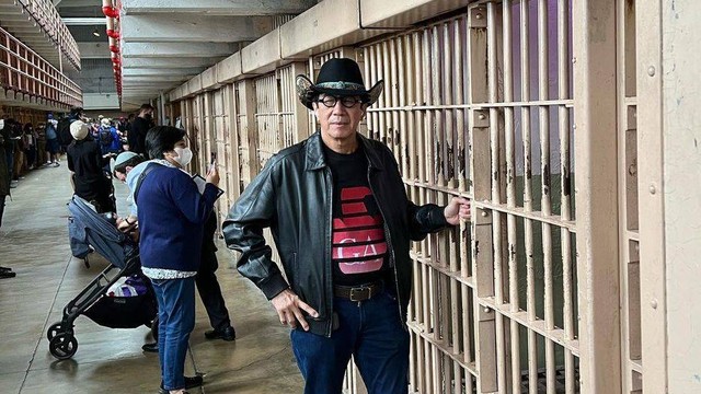 Menteri Hukum dan Hak Asasi Manusia (Menkumham) Yasonna Laoly berkunjung ke Penjara Alcatraz di San Fransisco, California, Amerika Serikat. Foto: Instagram/@yasonna.laoly