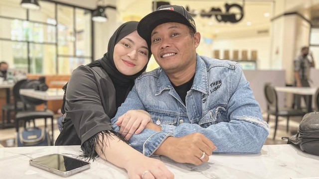 Sule dan Nathalie Holscher. Foto: Instagram/@ferdinan_sule
