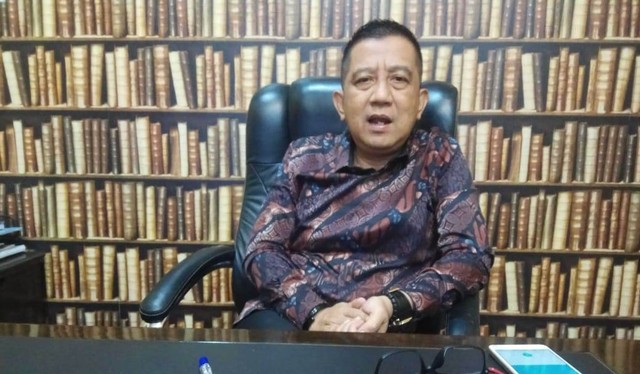 Direktur PAM Tirta Kamuning Kabupaten Kuningan, Jawa Barat, H Deni Erlanda SE MSi. (Andri)