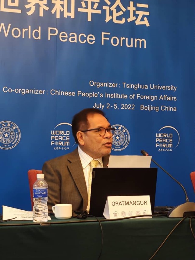 Dubes RI Djauhari Oratmangun didampingi Fungsi Politik menghadiri Opening Day dari World Peace Forum ke-10. Foto: KBRI Beijing