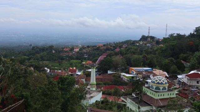 Pesona Desa Colo di Kudus, Jawa Tengah. Foto: Doremon17/Shutterstock