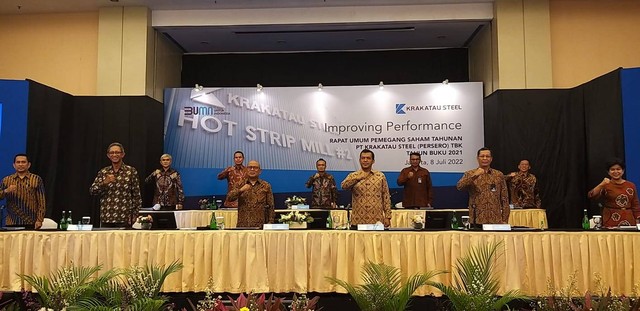 PT Krakatau Steel (Persero) Tbk menyelenggarakan Rapat Umum Pemegang Saham Tahunan (RUPST) tahun buku 2021. Foto: PT Krakatau Steel