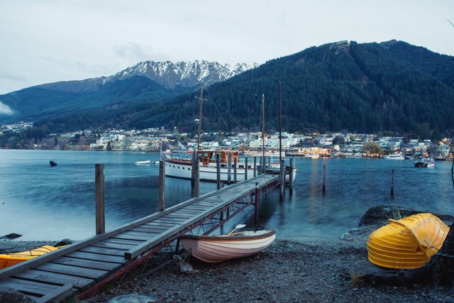 Foto : Pexels/Kyle Roxas, Biaya Liburan ke New Zealand dengan Campervan