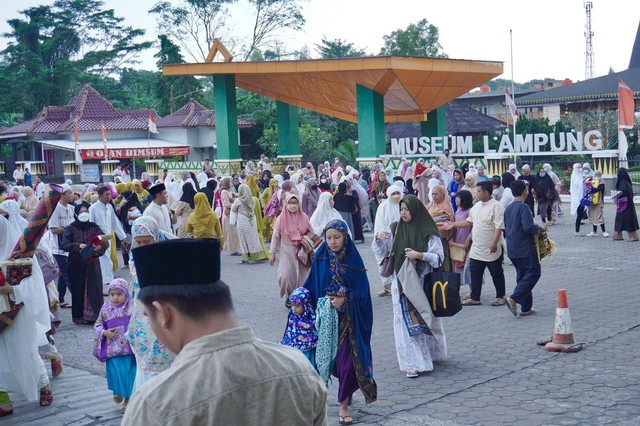 Salat Idul Adha di Museum Lampung, Minggu (10/7/2022) | Foto: Roza Hariqo/Lampung Geh