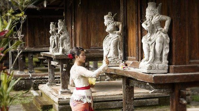 Ilustrasi umat Hindu di Bali. Foto: pixabay