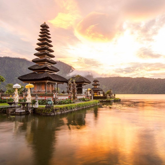 Wisata di Bali. Foto: Shutterstock