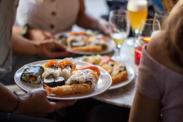 Restoran Jepang Terbaik di Malang/ Foto ini hanya ilustrasi dan bukan tempat aslinya. https://unsplash.com/@louishansel