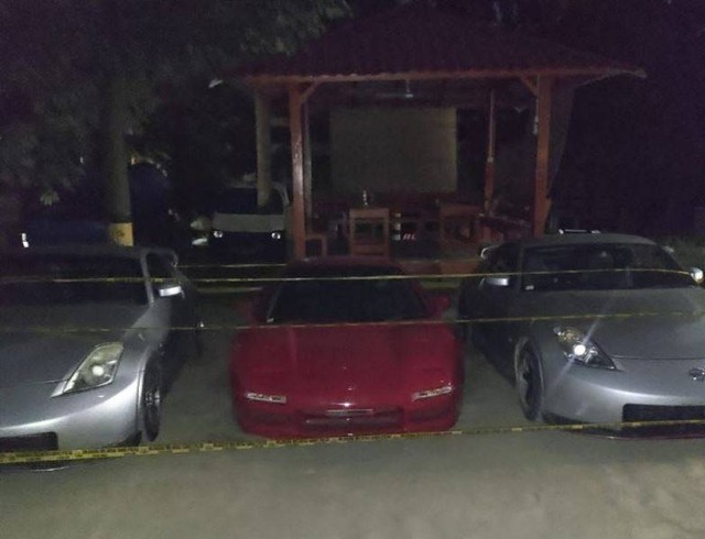 Tiga mobil sportcars diduga selundupan yang diamankan di Batam, Kepulauan Riau. (Foto: ist/batamnews)