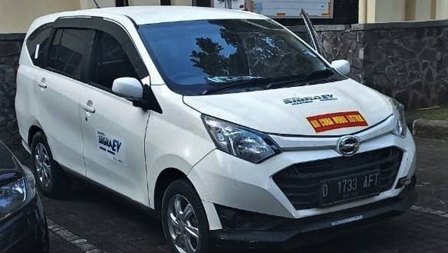 Daihatsu Sigra EV buatan IMEV Bandung. Foto: Dok. Indo Motor Electric Vehicle