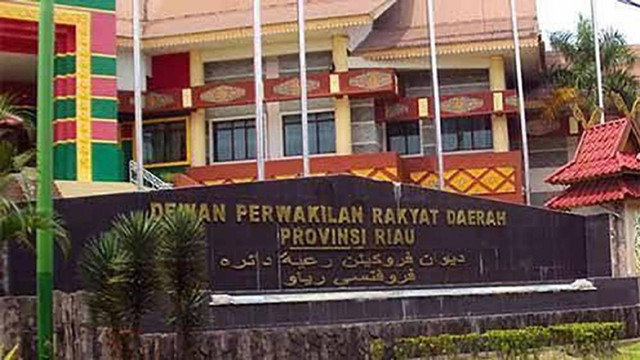 Gedung DPRD Riau (Foto: Istimewa)