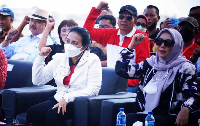 Menteri Pemberdayaan Perempuan dan Perlindungan Anak (PPPA) RI, I Gusti Ayu Bintang Darmawati Puspayoga saat mengikuti acara di Denpasar, Bali - IST