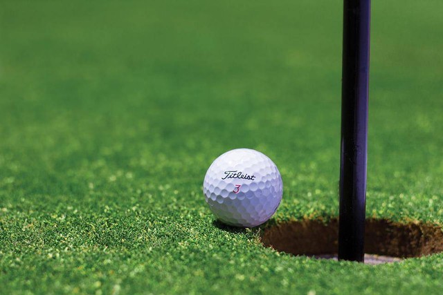 Bola golf. Foto: pixabay