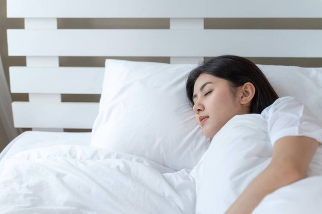 Ilustrasi posisi tidur. Foto: Freepik