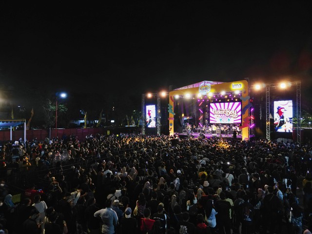 Keseruan konser musik offline Collabonation Tour. Foto: Dok. Indosat