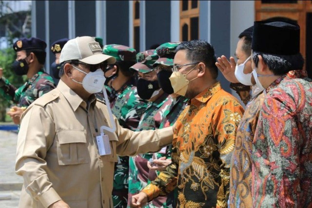 Didukung Maju Capres, Anwar Sadad Beberkan Sejarah Panjang Prabowo dengan NU (39357)