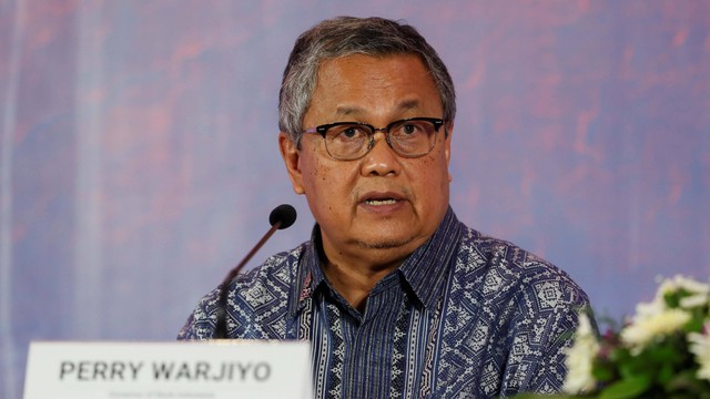 Gubernur Bank Indonesia Perry Warjiyo saat konferensi pers hasil FMCBG G20 di Nusa Dua, Bali, Sabtu (16/7/2022). Foto: Antara