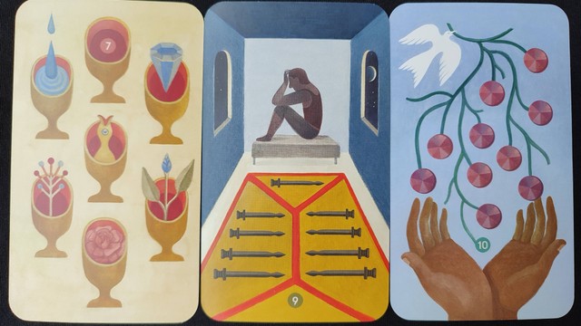 Seven of Cups, Nine of Swords, Ten of Pentacles. (Foto: Lidia)