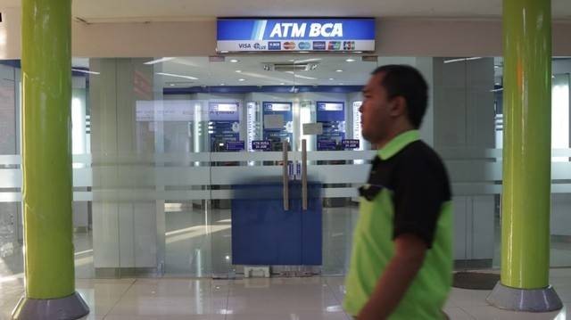 ATM BCA. Foto: Fanny Kusumawardhani/Kumparan
