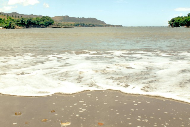 Pantai di Lamongan yang Indah, Foto: Unsplash/Nuril Ahsan