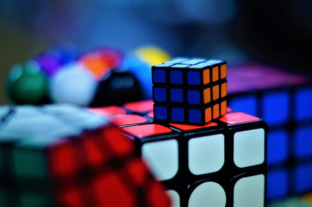 Ilustrasi berbagai macam rubik. Foto: Unsplash