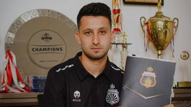 Pemain baru Bhayangkara FC, Adam Najem. Foto: Instagram/@adamnajem