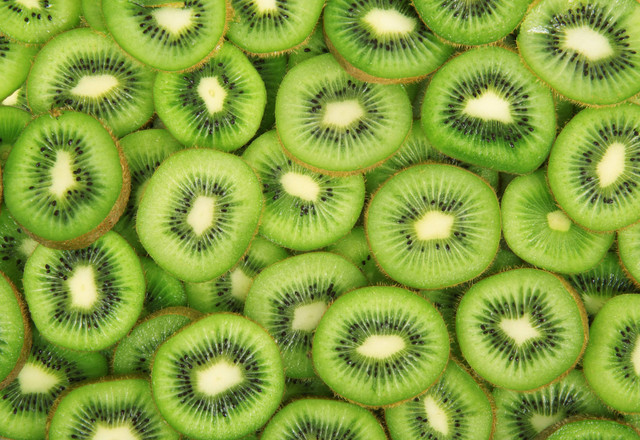 Ilustrasi buah kiwi. Foto: Shutterstock