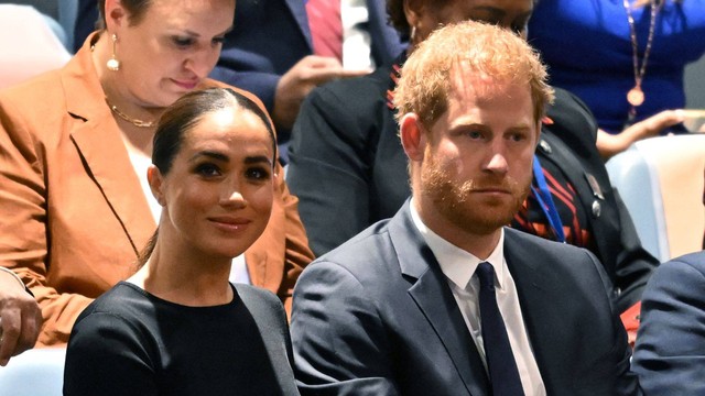 Pangeran Harry Meghan Markle menghadiri upacara penghargaan UN Nelson Mandela Prize 2020 di PBB di New York pada 18 Juli 2022. Foto: Timotius A. Clari/AFP