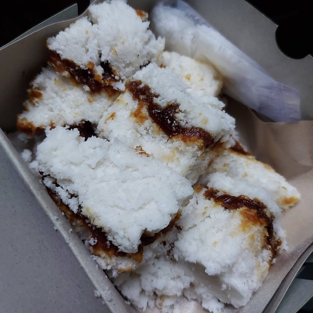 Berburu Kue Dongkal, Kuliner Betawi Nikmat Yang Mulai Langka | Kumparan.com