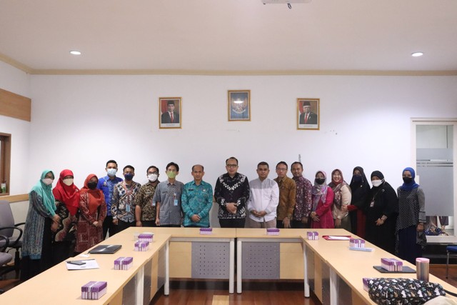 Foto Bersama Balai Rehab BNN dan UMKT ( Foto: Ade Ismail Ramadhan )