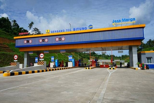 Gerbang Tol Bitung di Jalan Tol Manado-Bitung. Foto: Dok. Jasa Marga
