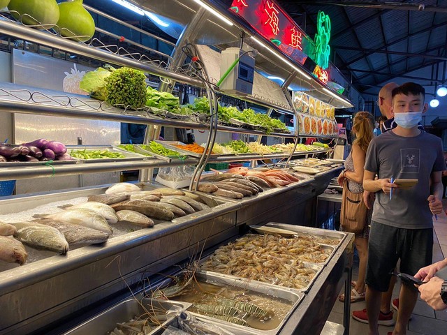 Top Spot juga menyajikan aneka seafood yang segar. Foto: Teri/Hi!Pontianak