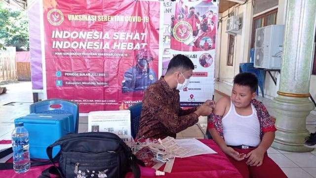 Pelayanan Vaksinasi oleh BIN Daerah Sulawesi Utara dan Dinas Kesehatan