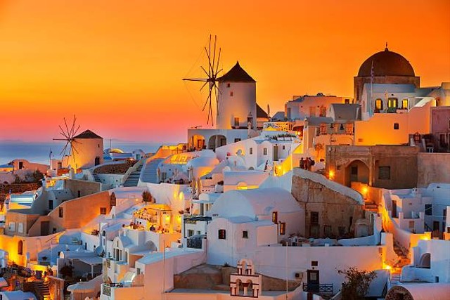 6 Tempat Wisata Di Santorini Yang Memanjakan Mata | Kumparan.com