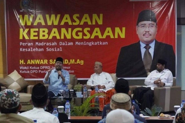 Anwar Sadad Ucapkan Terima Kasih di Depan Guru-guru Madrasah Diniyah, Ada Apa?